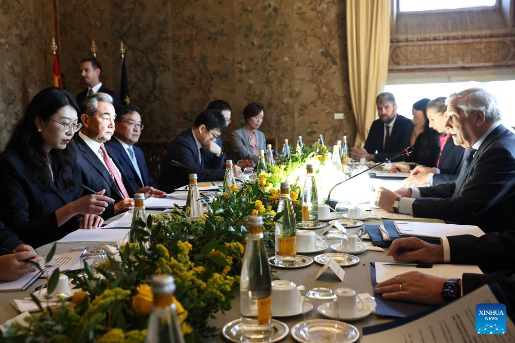 China e Itália reafirmam laços fortes e prometem cooperação mais estreita