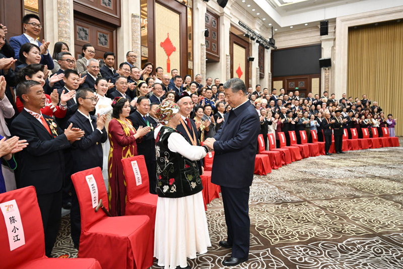 Liderança extraordinária: a governança do secretário-geral Xi Jinping em 2025